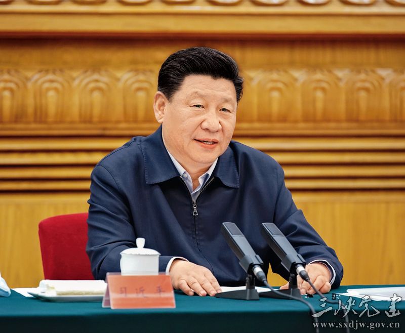 2020年6月2日，中共中央总书记、国家主席、中央军委主席习近平在北京主持召开专家学者座谈会并发表重要讲话。 新华社记者 姚大伟/摄