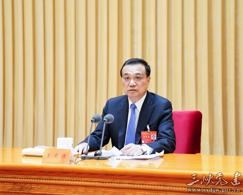 12月16日至18日，中央经济工作会议在北京举行。中共中央政治局常委、国务院总理李克强出席会议并讲话。新华社记者 燕雁 摄